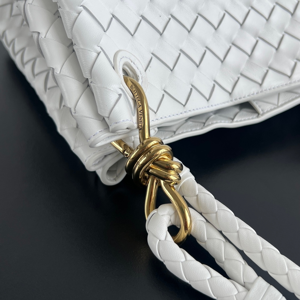 Bottega Veneta Large Parachute 30 cm