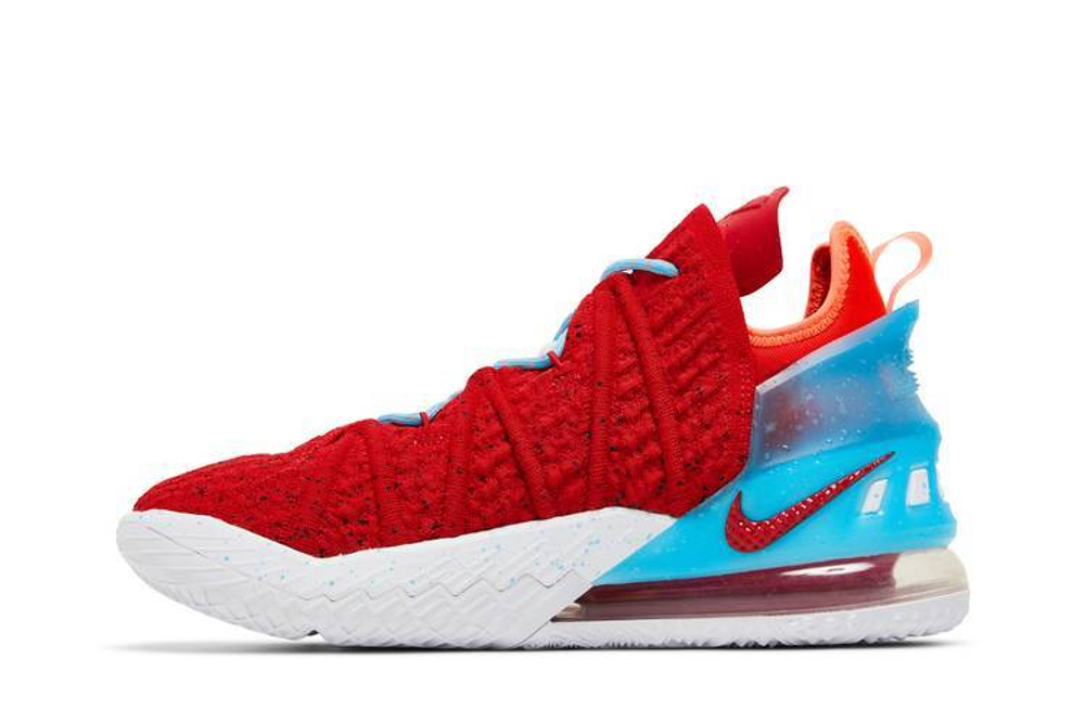 Кроссовки Nike Lebron 18