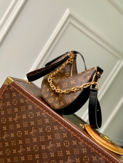 Louis Vuitton Cookie BB