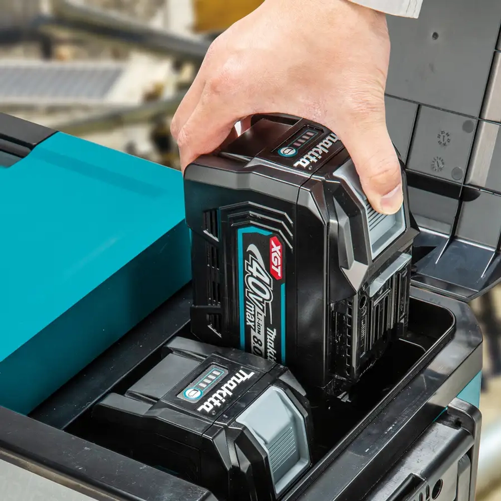 Изотермический контейнер Makita CW004GZ