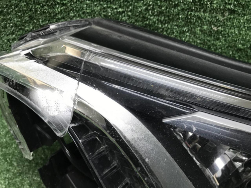 Битая Фара левая Toyota Rav 4 CA40 (2015-2019) LED