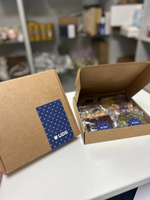 Брендированный подарок сотрудникам и партнерам с орехами и сухофруктами