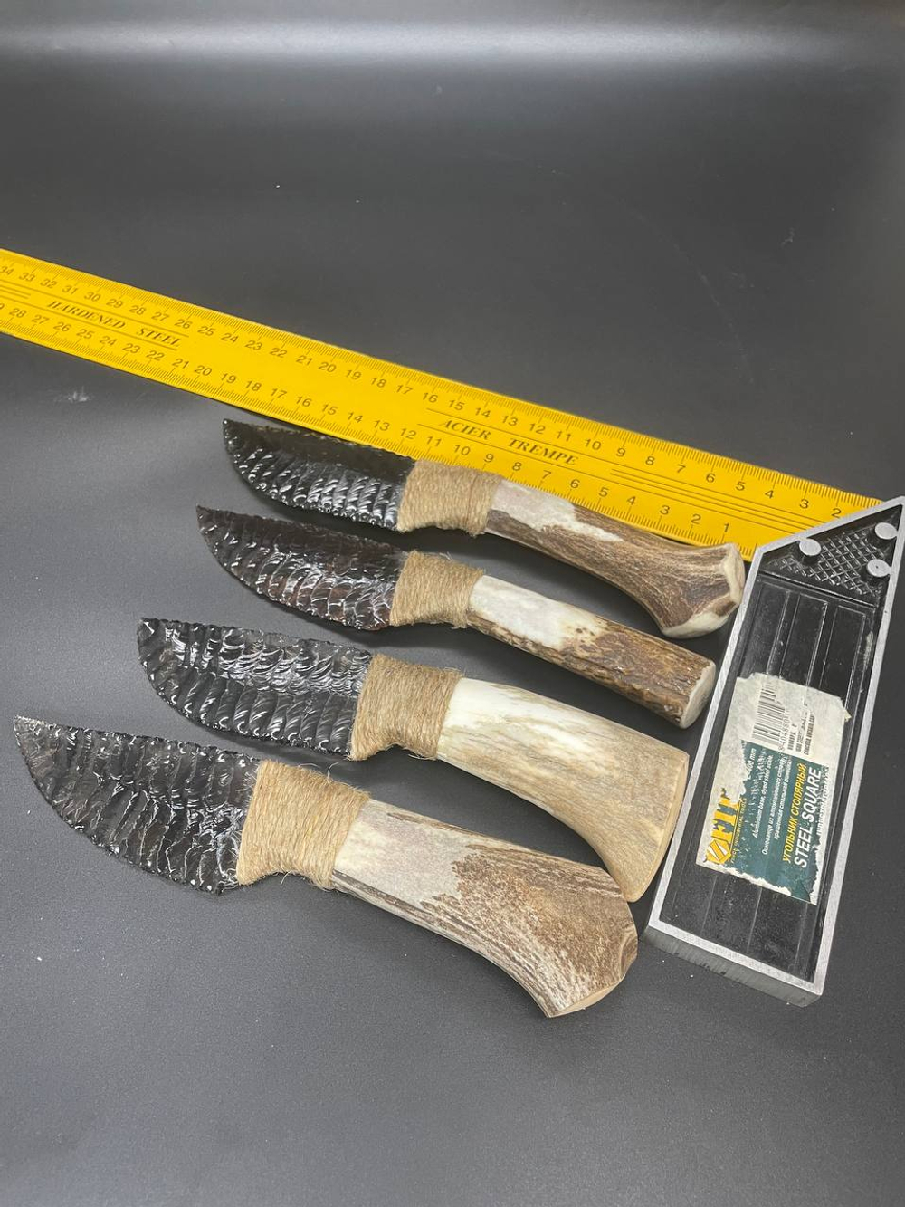 Обсидиановый нож с рукоятью из рога оленя 18 см