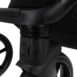 Детская коляска Roan Esso 2025 Кожа 3 в 1 с автокреслом Tutis Elo Lux EduSky Black ESSK/210/1 Black /Black/руч.Тем.коричневый