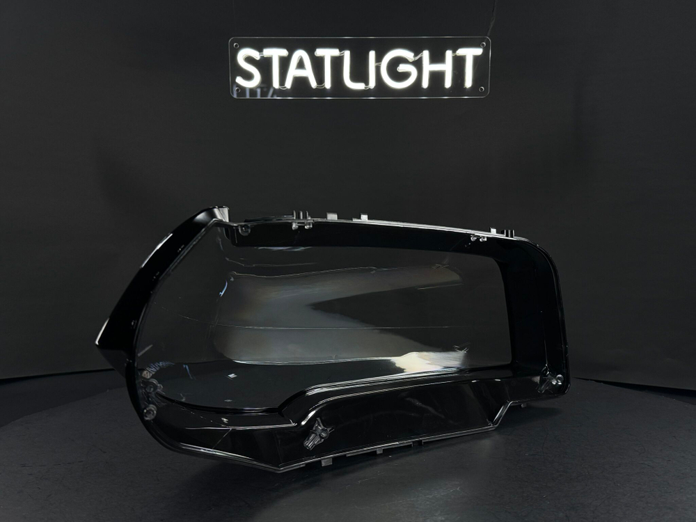 Левое стекло фары BMW X3 E83 2004-2010 рест