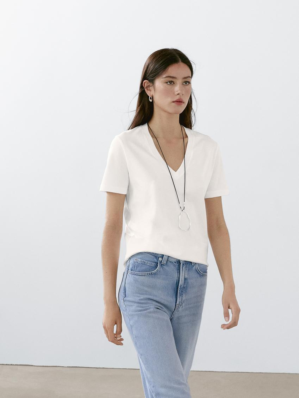 Massimo Dutti Футболка из 100% хлопка с V-образным вырезом, белый