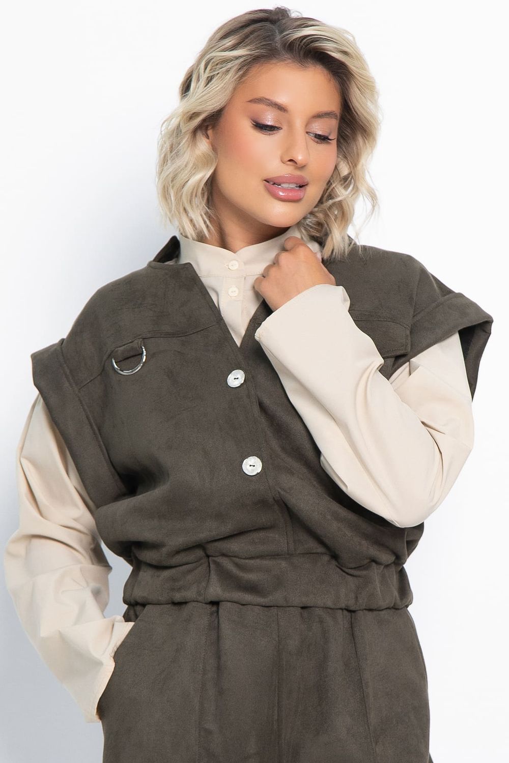 Жилет Лора (зеленый) Б15031-39М LT Collection