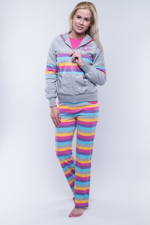 Костюм женский