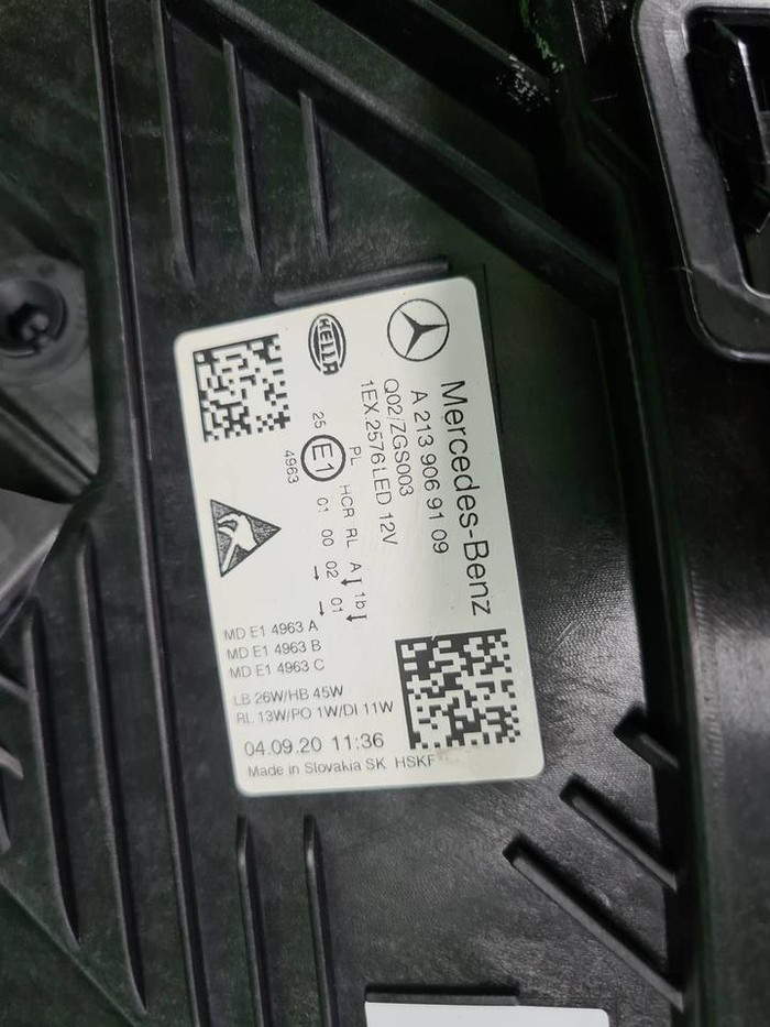 Фара левая Mercedes E W213 (2020-2023) LED