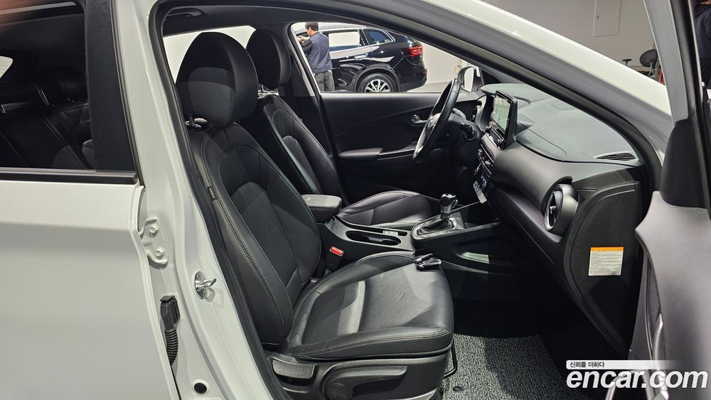 Hyundai The New KONA Hybrid Modern (10.2021)