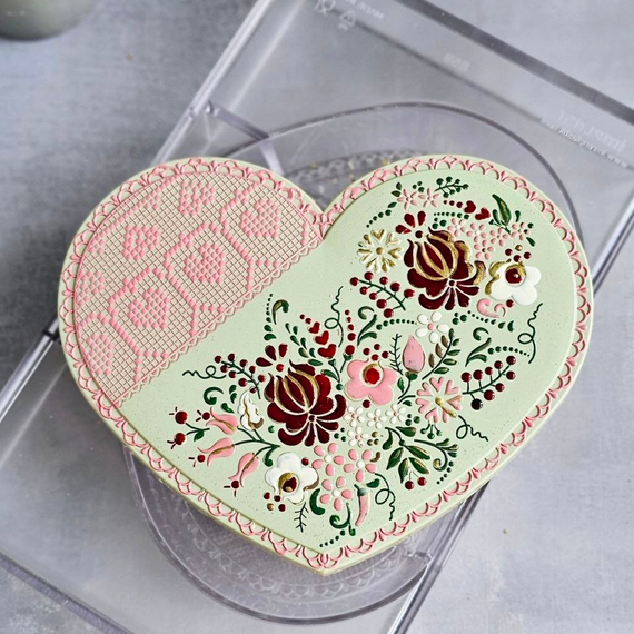 859 | Форма для шоколадных фигур &quot;Большое сердце с узором&quot; (275*175 мм)