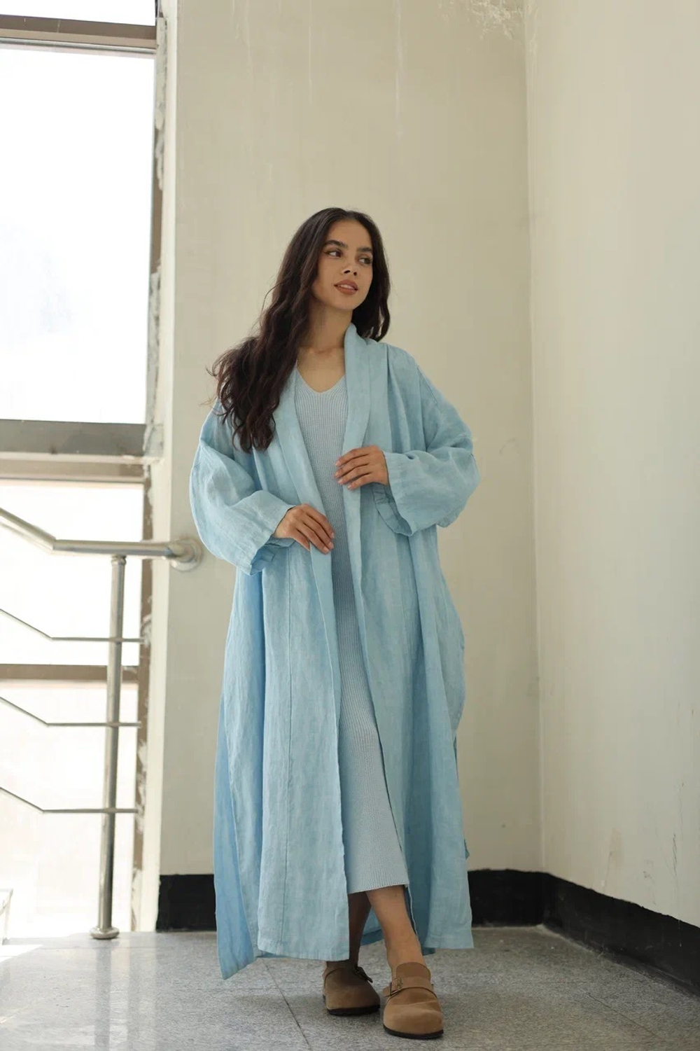 абая с поясом