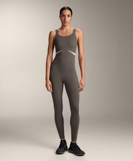 Oysho Длинный комбинезон Compressive со светоотражающими элементами, угольный