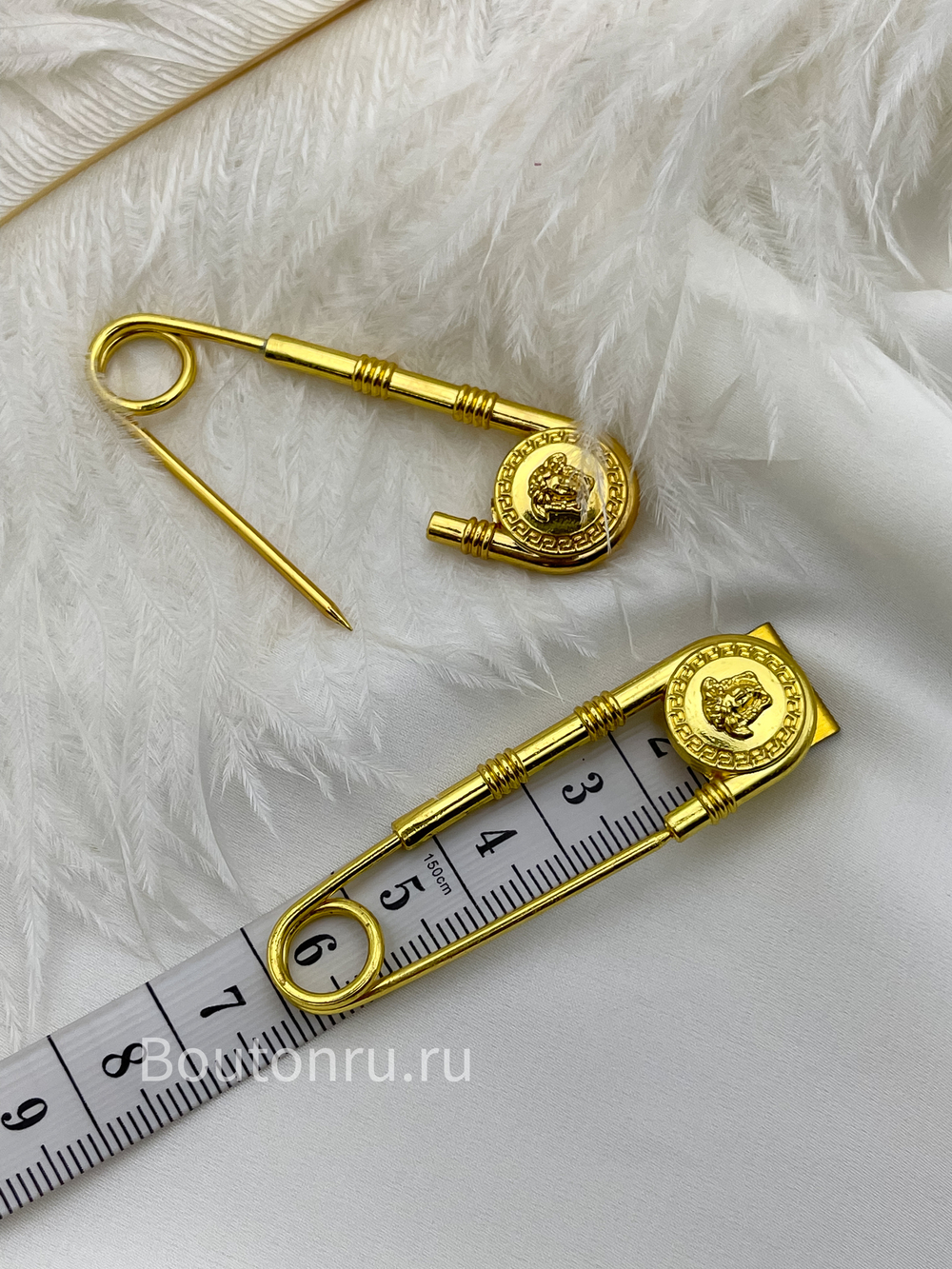 Брошь булавка Верс. золотая скидка