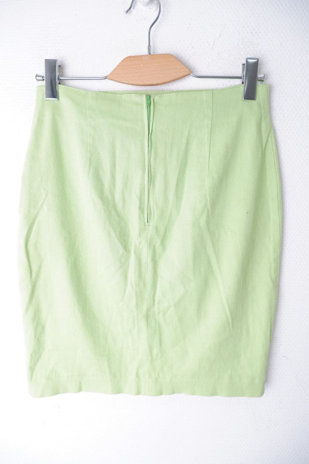 Юбка C&A красивого цвета 42 размер