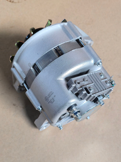 Генератор КАМАЗ дв.740.30, 740-31, 740-50 ЕВРО-2, 3 поликлиновой шкив 28В 80А AVTOELECTRICA