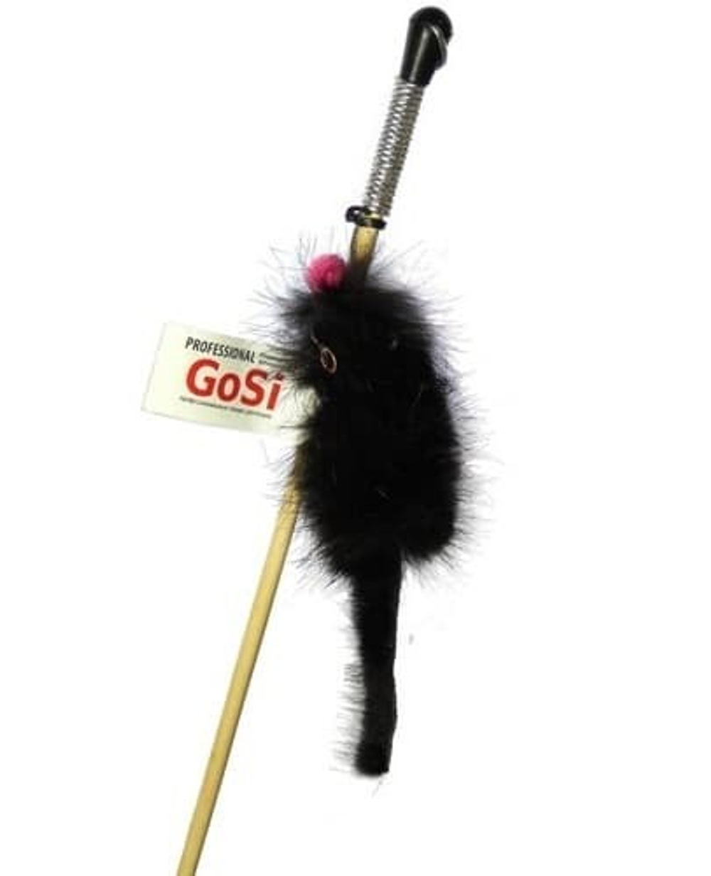 Дразнилка поможет развить мускулатуру и реакцию кошки, а также удовлетворит её охотничий инстинкт. И