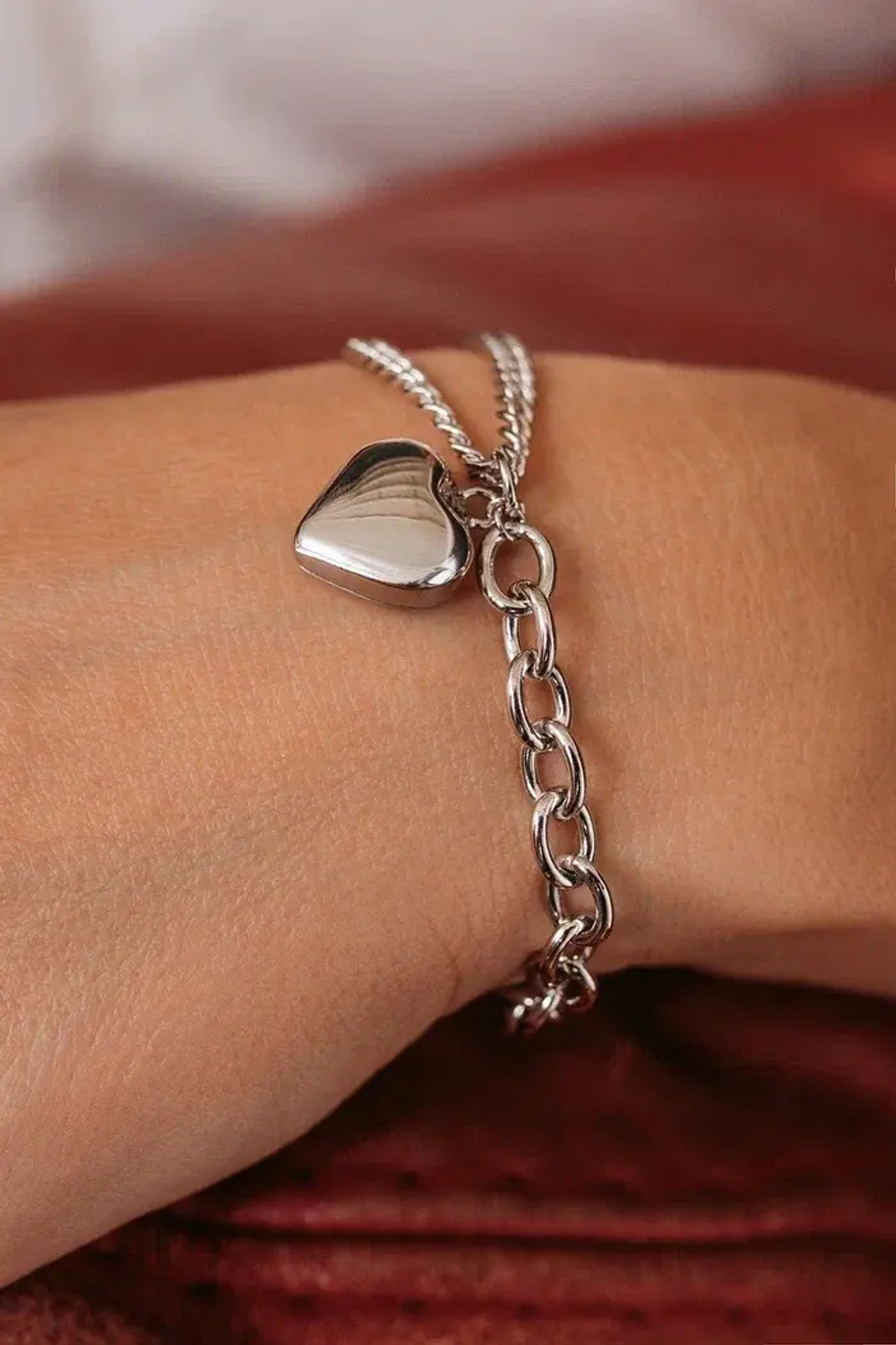 Браслет "Сердце" с цепями