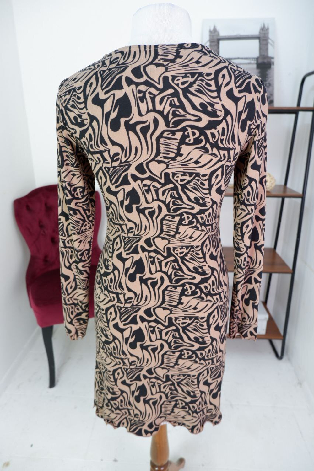 Платье Befree стильное 44 размер