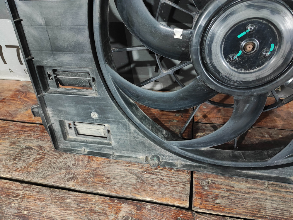 Вентилятор радиатора Geely Emgrand 2 21-нв Б/У Оригинал 2078018900