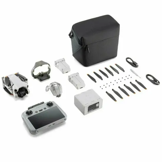Квадрокоптер DJI Mini 4 Pro Fly More Combo Plus RC 2