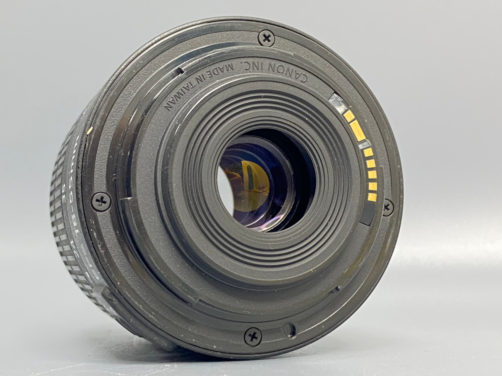 Canon 700D Kit 18-55mm III 32.000 кадров