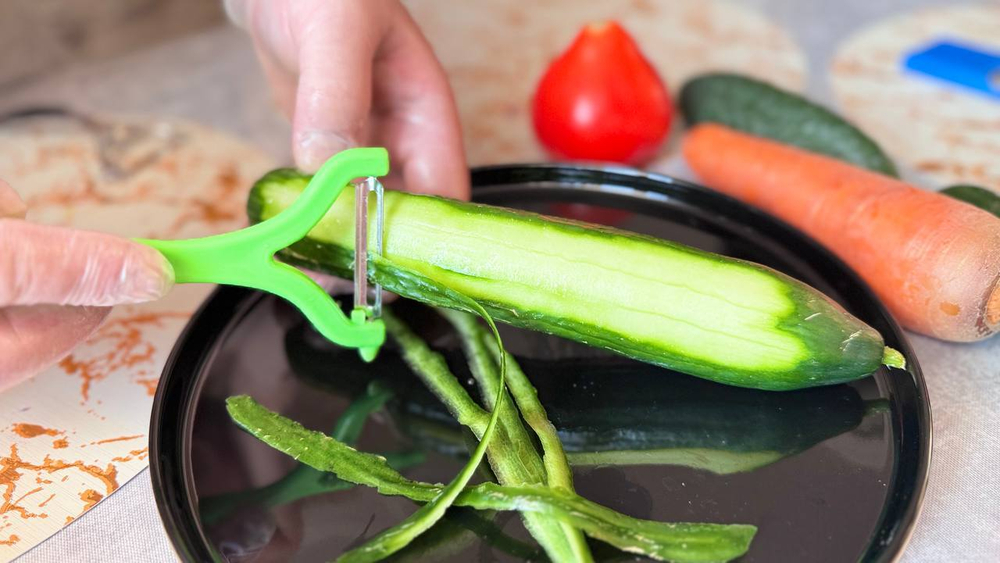 Универсальный набор кухонных приспособлений экономка-овощечистка + две овощерезки РУЧНОЙ РАБОТЫ