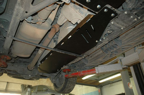 Защита топливного бака Sheriff для Chevrolet TrailBlazer I (GMT360) 2001-2010 арт.04.1770