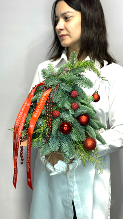 «Хвойное заклинание» композиция с елью Нобилис на Новый год