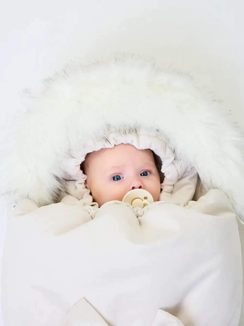 Конверт на выписку новорождённому зимний