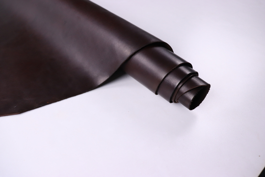 1,3-1,5 Кожа лицевая Махагон с отделкой Oil Wax 159дм² (КЛ)