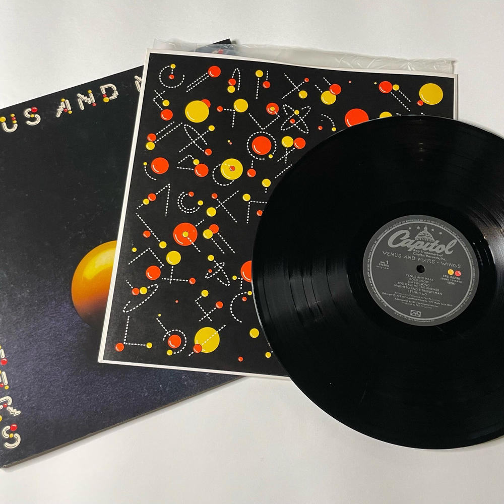 Винтажная виниловая пластинка LP Wings Venus And Mars Paul McCartney (Japan 1975) (No Obi)