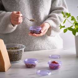 IKEA PRUTA  (ИКЕА ПРУТА)  -  Контейнер для продуктов с крышкой, сиреневый, 70 мл