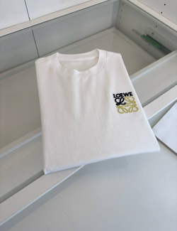 Футболка Loeweб