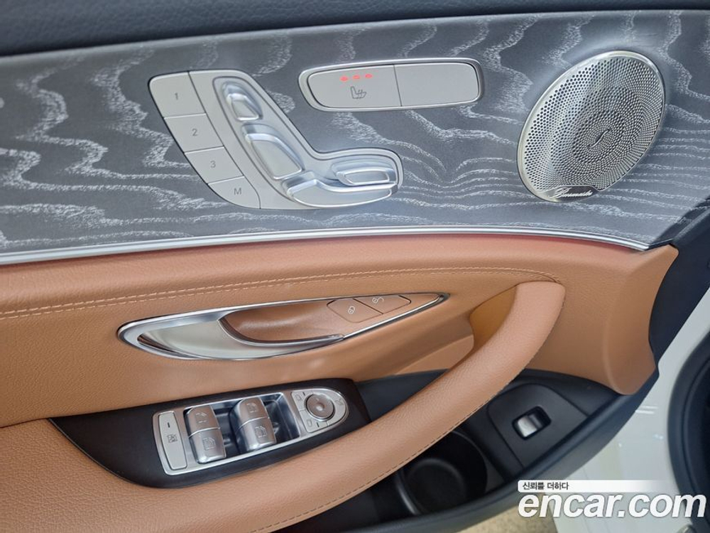 Mercedes-Benz E-Class W213 E350 4MATIC AMG Line (05.2021)