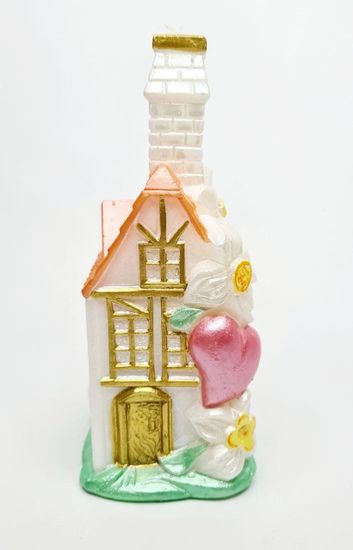 Свеча радужная "Домик счастья" белая (при горении свеча переливается разными цветами) Размер: 8х7,5х17,5 см