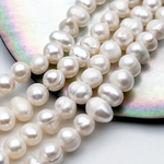 Жемчуг, размер около 5,5-6,5 мм, цена за отрезок 17 см (1/2 нити)