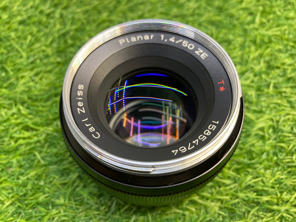 Carl Zeiss Planar T* 50mm 1.4 ZE