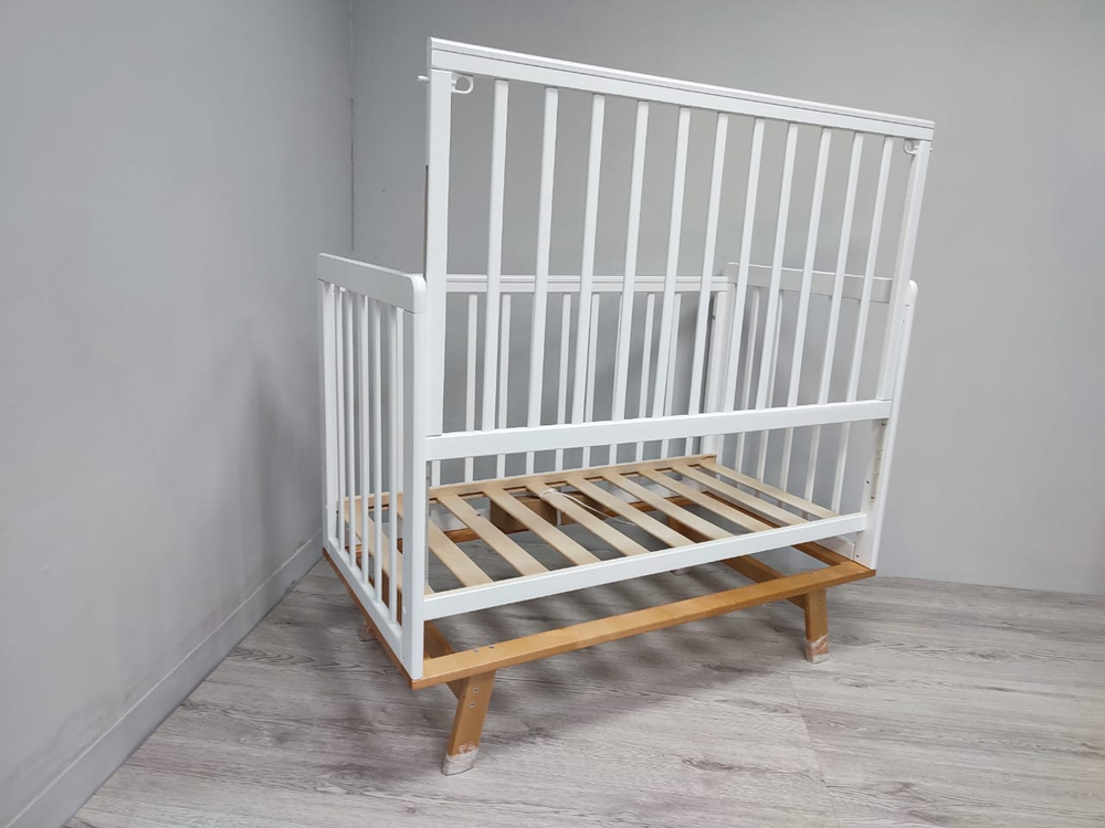 Кровать Ecco Valori (на ножках)