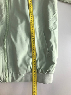 Куртка тонкая, визуально на 46 размер