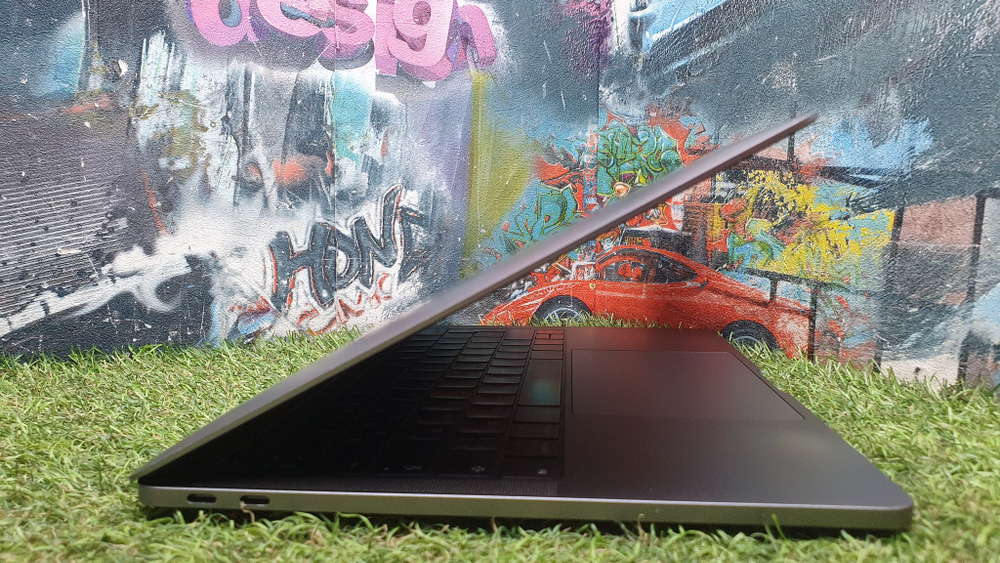 MacBook Pro 13 (2017, два порта Thunderbolt 3) Retina i5/8Gb/SSD 128Gb/A1708