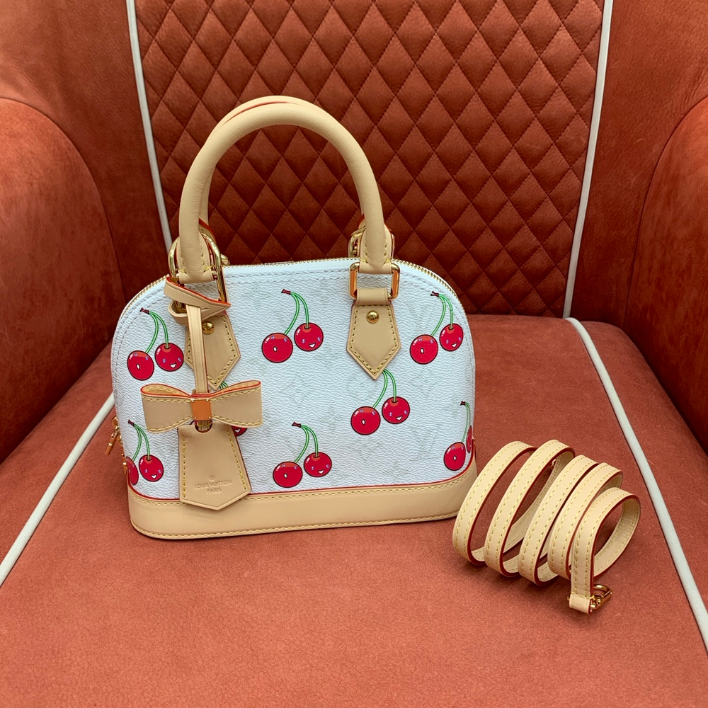 Louis Vuitton Alma BB