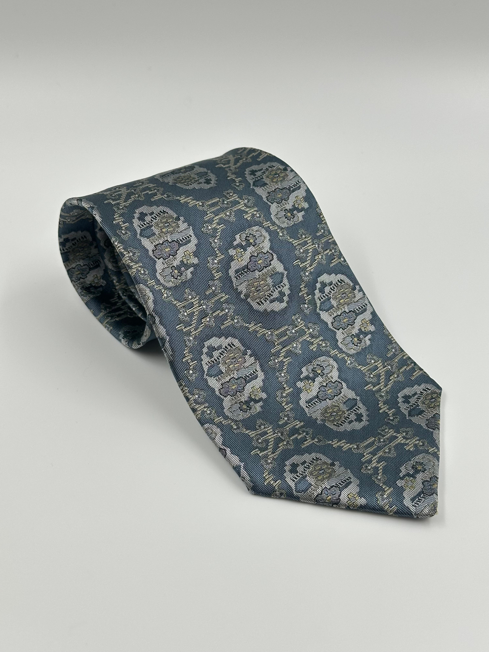 Галстук серый Yves Saint Laurent