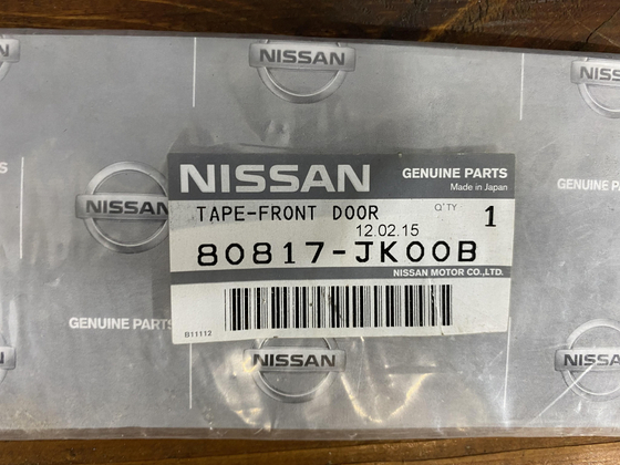 Наклейка рамки двери Infiniti G35 (V36) Новая Оригинал 80817JK00B