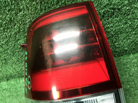 Фонарь левый внешний Toyota Land Cruiser 200 15-21