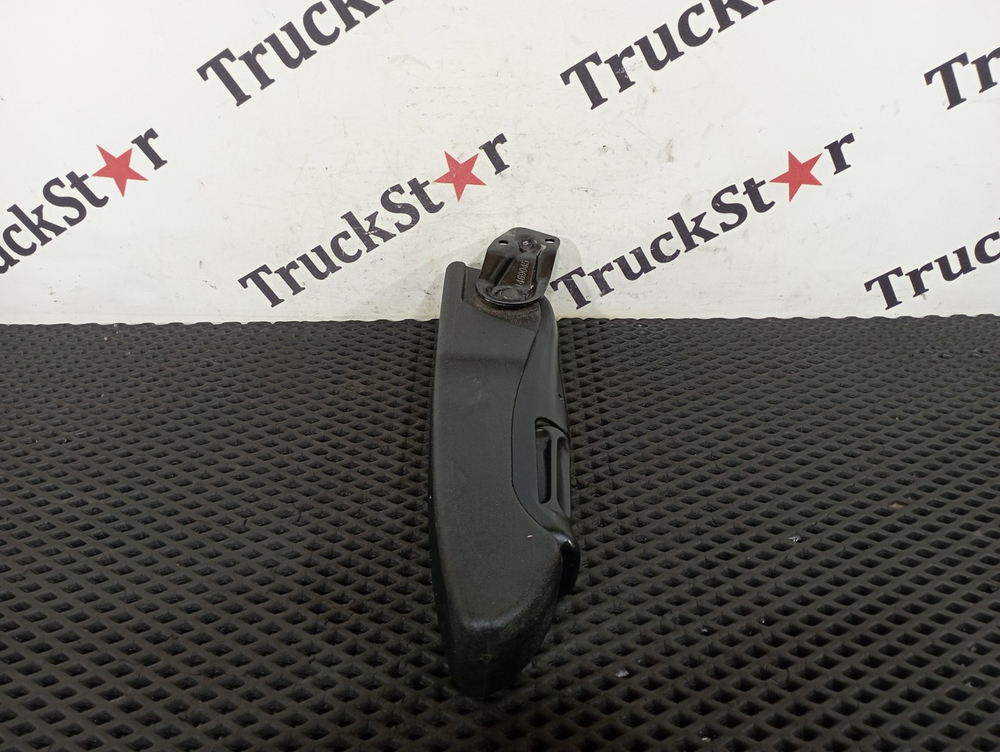 Подлокотник водительского сиденья правый