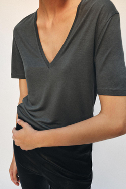 ZARA ФУТБОЛКА С V-ОБРАЗНЫМ ВЫРЕЗОМ, ТЕМНЫЙ СВИНЕЦ