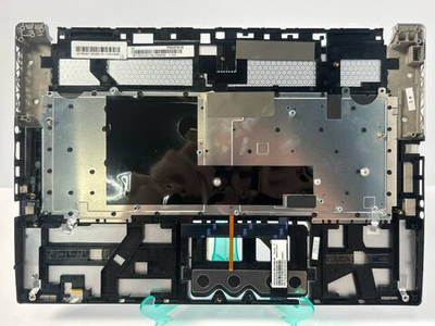 Верхняя панель с клавиатурой (топкейс) для ноутбука MSI P65 Creator 8RE (957-16Q31E-C15)