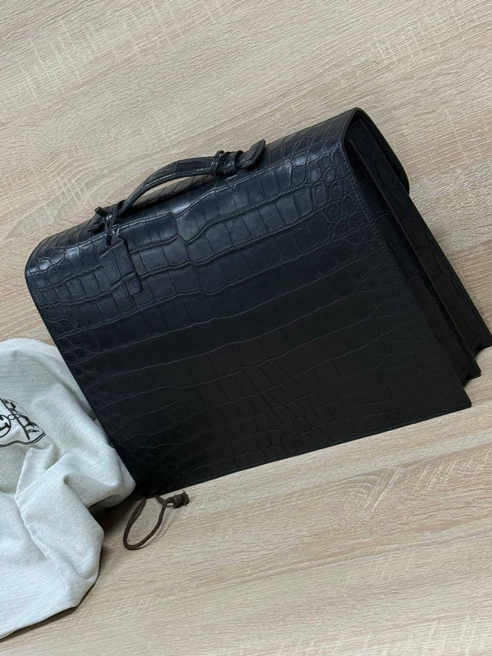 Портфель Hermes из кожи крокодила