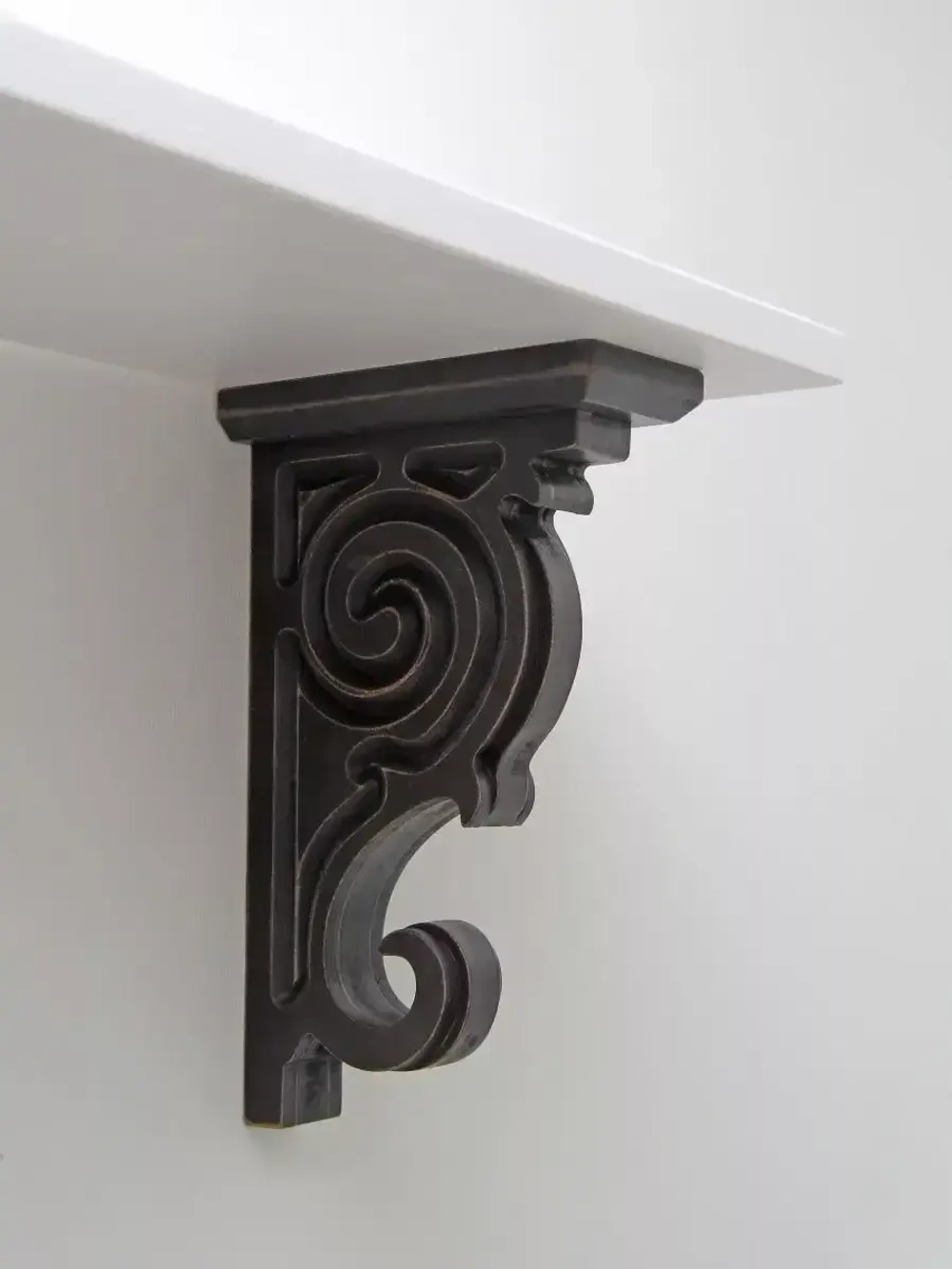 Полка настенная навесная 60 см